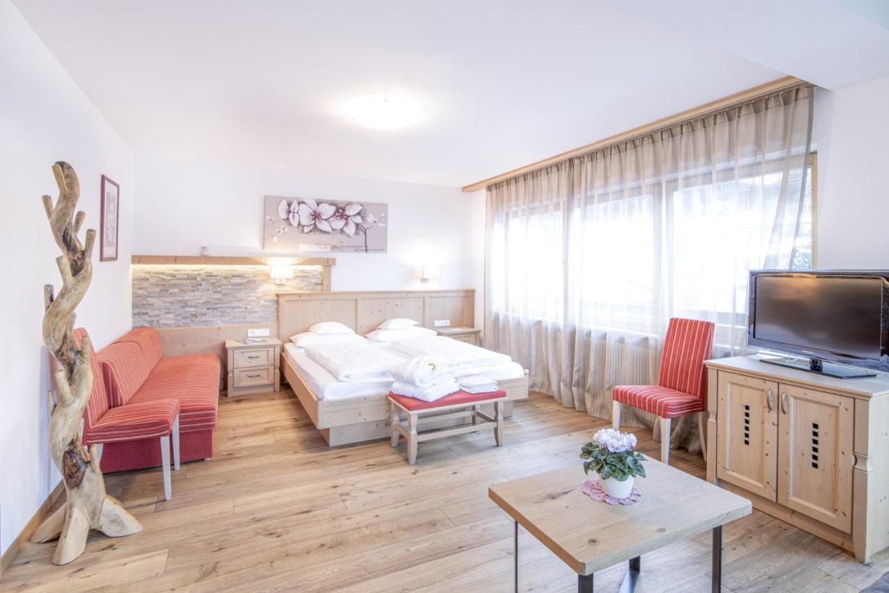 Hotel Residence Rose Vipiteno Bagian luar foto