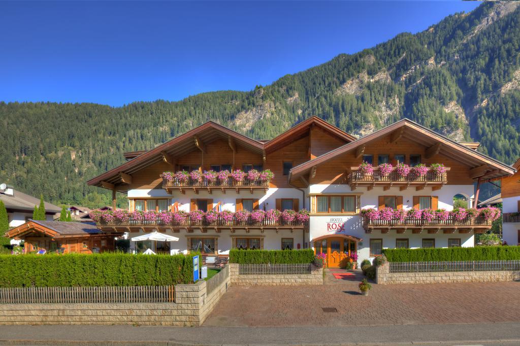 Hotel Residence Rose Vipiteno Bagian luar foto