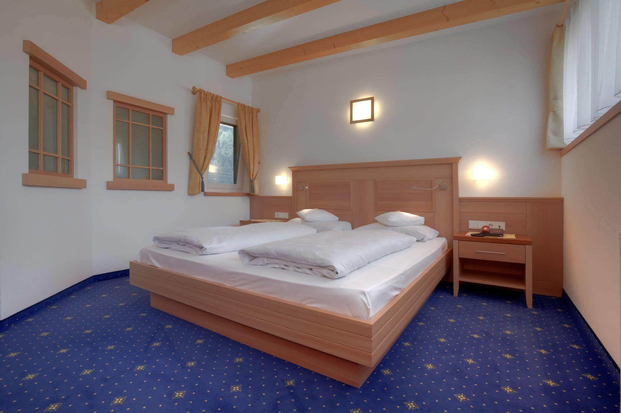 Hotel Residence Rose Vipiteno Bagian luar foto