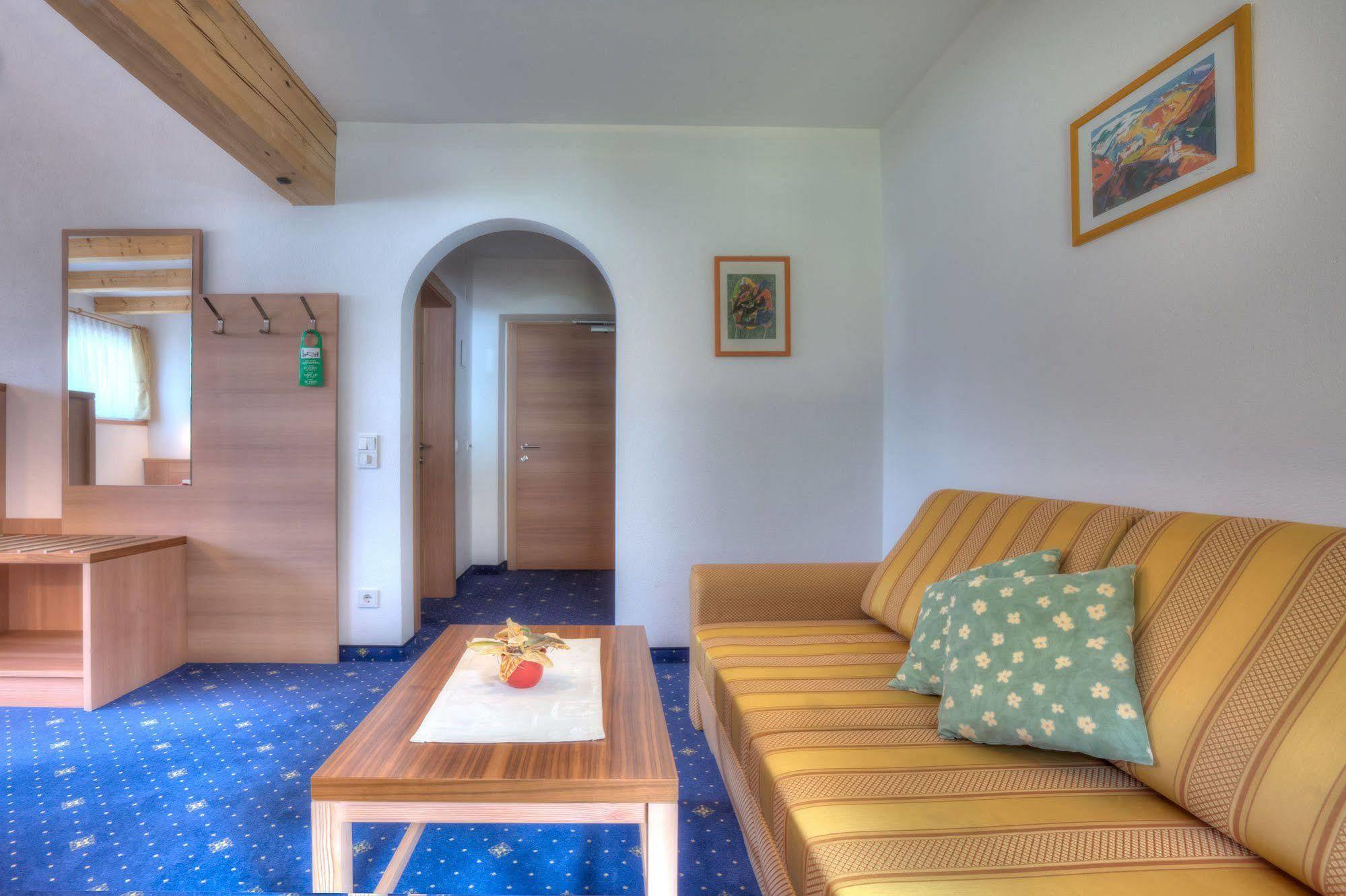 Hotel Residence Rose Vipiteno Bagian luar foto